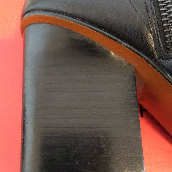 Donald J. Pliner "Vaughn W-5" Black Water Snake Leather Boot Size 8 - Picture 16 of 16